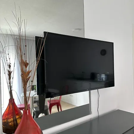 Fantastic 163 In Finikoudes Apartment